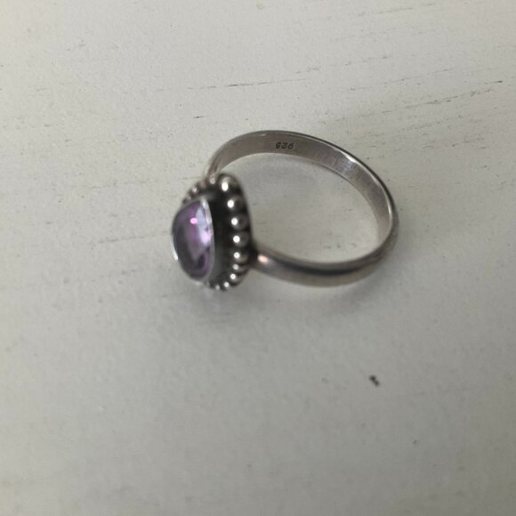 3 amethyst and purple stones and 925 sterling silver rings - Picture 5 of 7